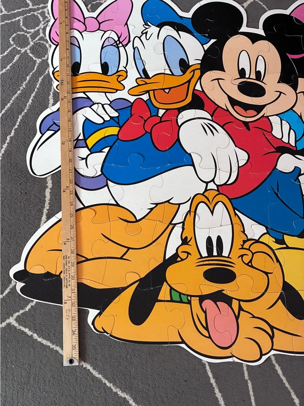 Disney 46 large piece floor puzzle/ NO BOX/Mickey,Mini, Donald, Daisy, Pluto